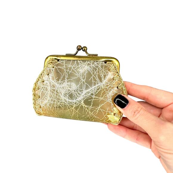 Mid-Century Gold Soft Plastic Kiss-Lock Change Purse – Retro Gatsby Style - Picture 1 of 6
